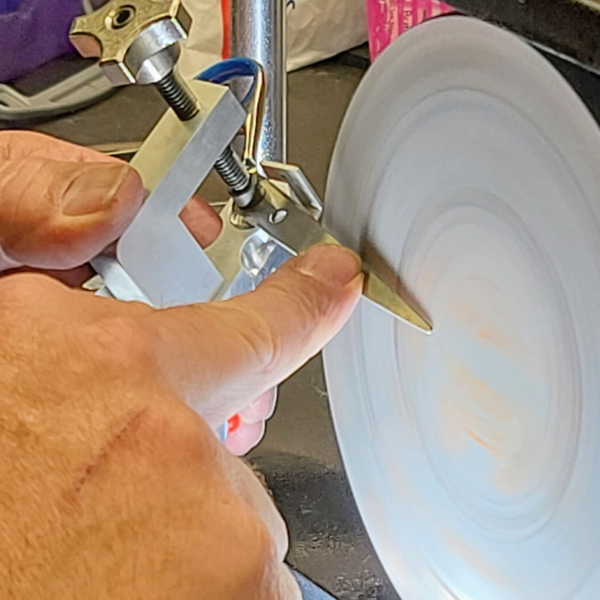 hair stylist shear sharpening near me