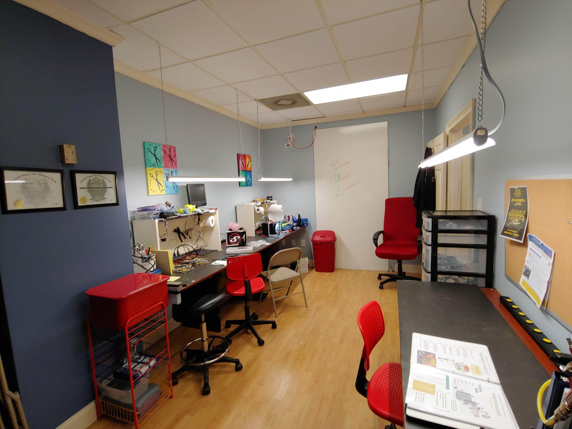 Clipper Blade Sharpening Training School - Bonika Shears