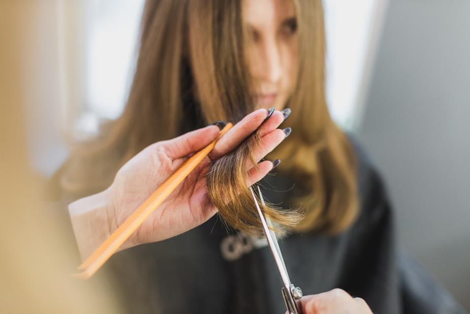 Deciphering the Scissor vs. Shear Conundrum: Unveiling the Mechanics Behind Hair Cutting Tools