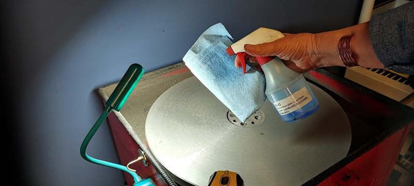 Magnets to hold clipper blades when sharpening